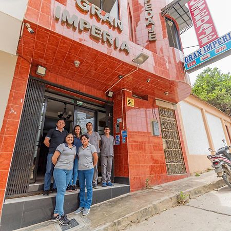 טומבס Hospedaje Gran Imperial מראה חיצוני תמונה